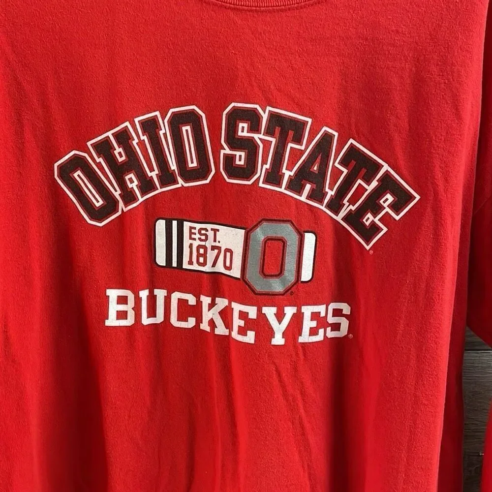 Ohio State Unisex Buckeyes Long Sleeve Pullover Tshirt Red Size Large